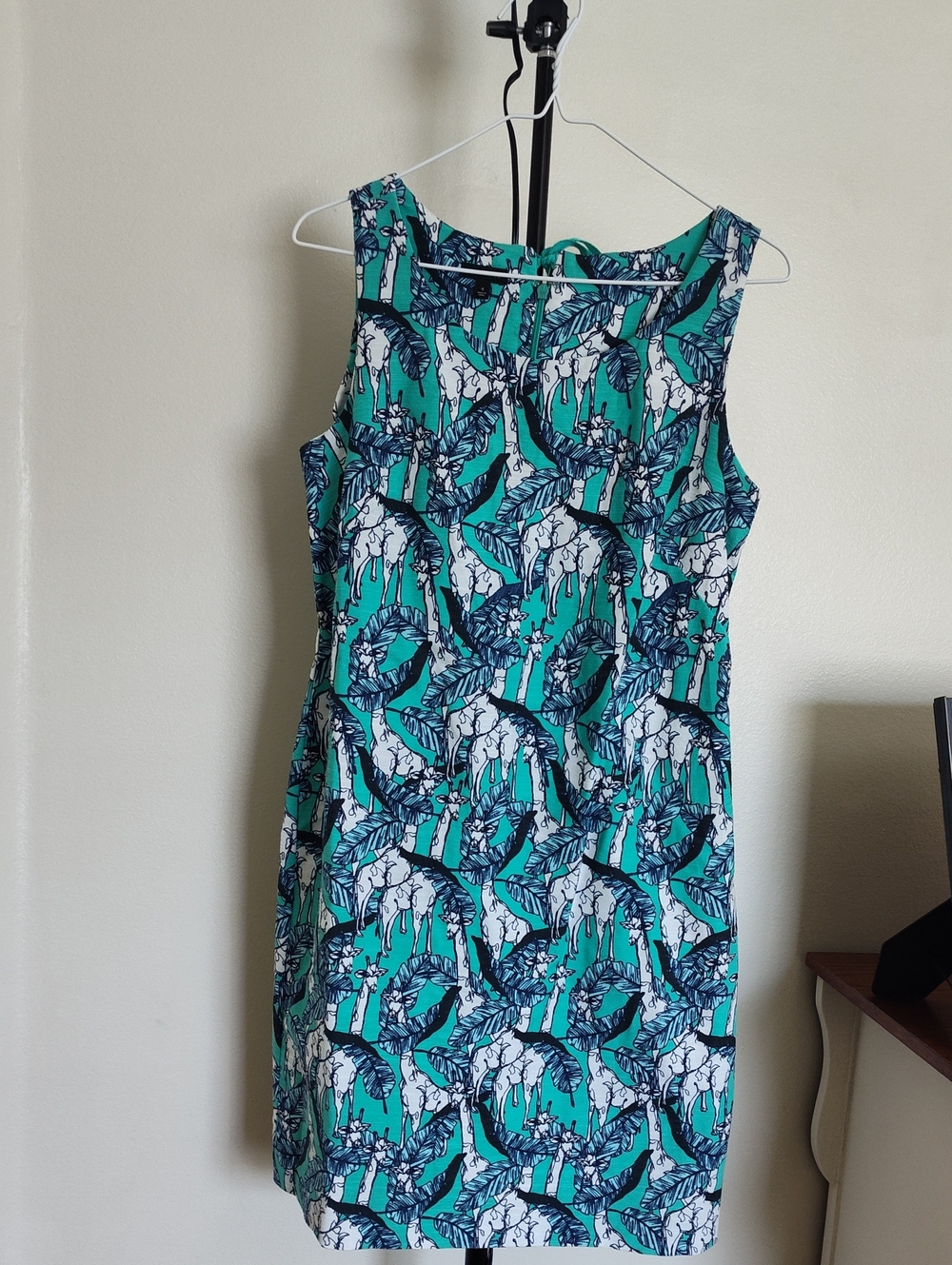 Talbots Green and  Teal and Navy Tropical Leaf Giraffe Shift Dress